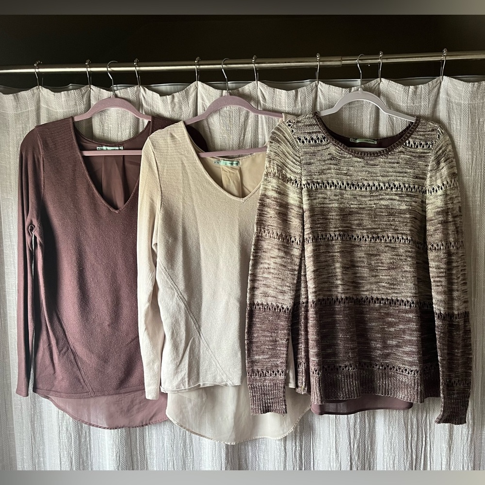 Women's Sweater Set - Mauve, Cream, and Multicolor